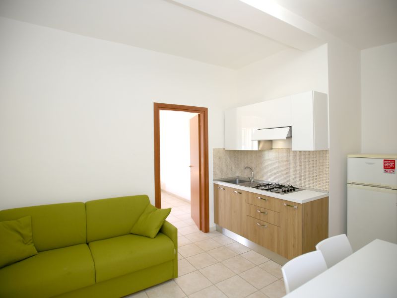 xr:d:DAGCTXlYANI:3,j:4106581703609742388,t:24041313